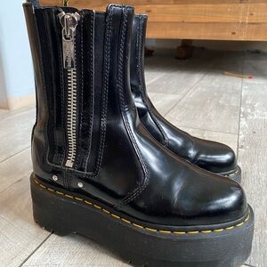 Dr. Martens 2976 max boot good used condition. Hardly broken in